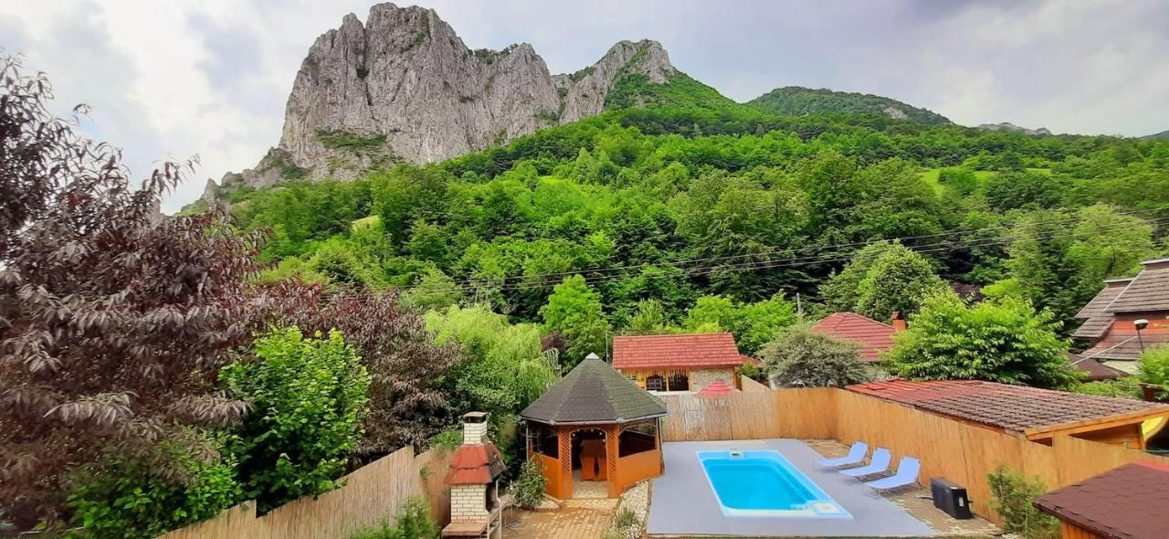 Casa Jax Hotel Rimeti Bagian luar foto